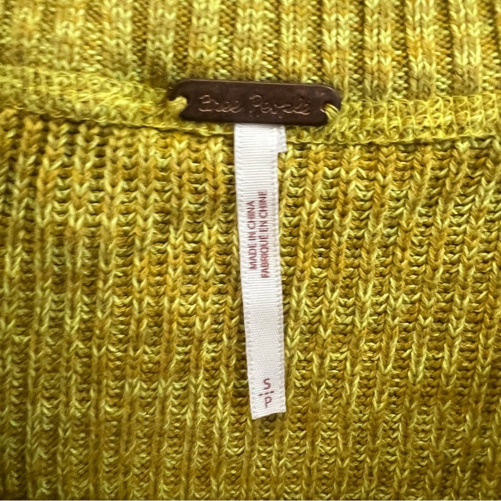 Free People Cropped Sweater - Picture 4 of 9